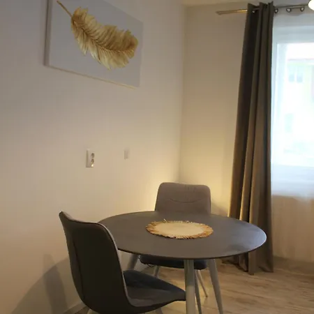 Lägenhet Yamaluxe - Modern & Cozy *