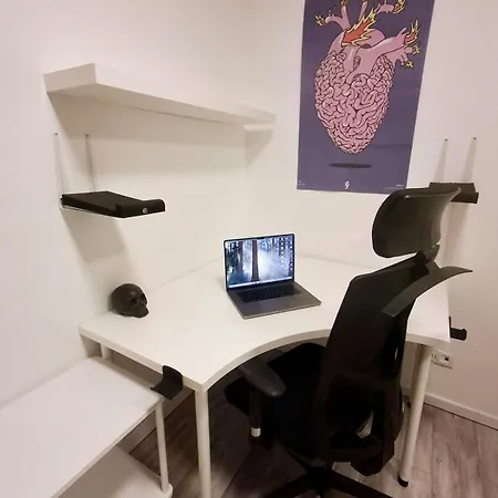 Yamaluxe - Modern & Cozy