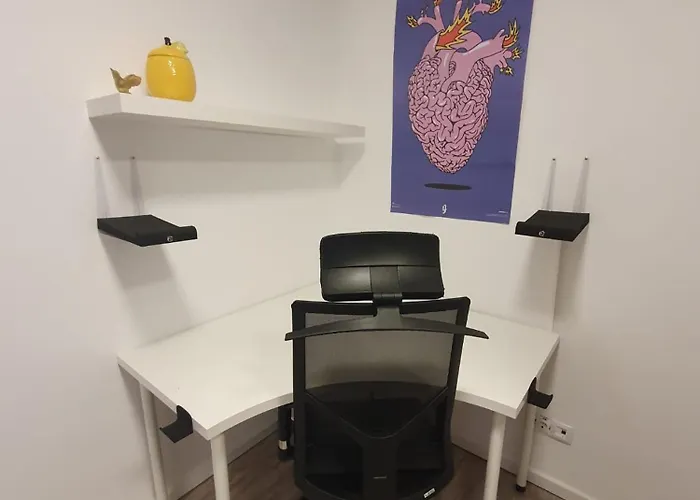 Yamaluxe - Modern & Cozy