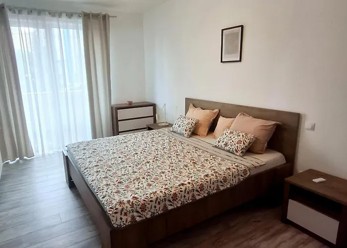 Apartament Yamaluxe - Modern & Cozy *